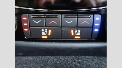 XJ 79