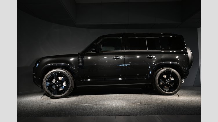 2026 Ny Land Rover Defender 110 Santorini Black 3.0 litre i6D​ D350 X-Dynamic HSE