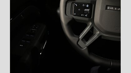 Defender 110 9
