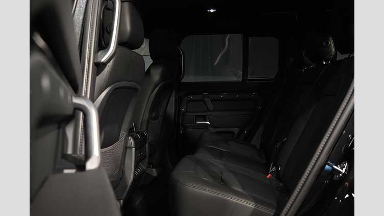 2026 Ny Land Rover Defender 110 Santorini Black 3.0 litre i6D​ D350 X-Dynamic HSE