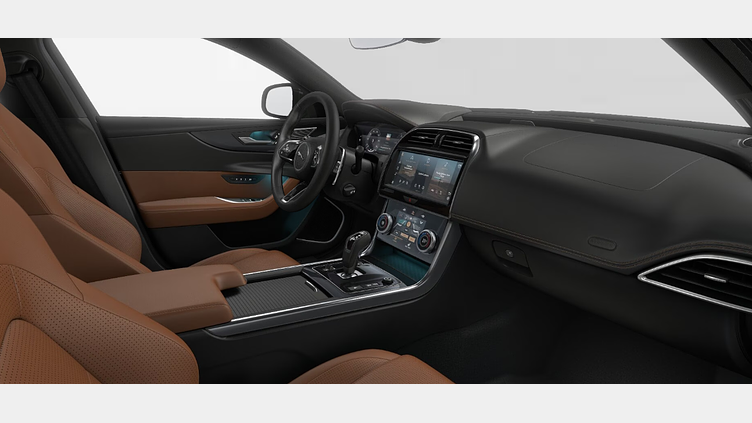 2024 Novo vozilo Jaguar XE Fuji White D200 RWD AUTOMATIC MHEV PREMIUM D204 A8 RWD