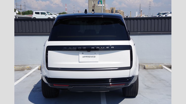 2024 認定中古車 Land Rover Range Rover オストゥーニパールホワイト（お取り扱いの有無については正規ディーラーにお問い合わせください） D350 AWD MHEV（AT） スタンダードホイールベース Autobiography
