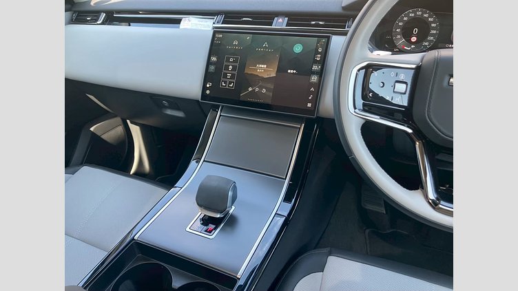 2024 認定中古車 Land Rover Range Rover Velar シャラントグレイ D200マイルドハイブリッド（ディーゼル） スタンダードホイールベース Dynamic SE