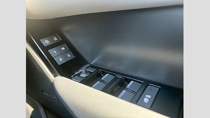 Range Rover Velar 27