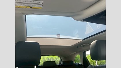 Range Rover Velar 25