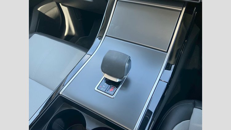 2024 認定中古車 Land Rover Range Rover Velar シャラントグレイ D200マイルドハイブリッド（ディーゼル） スタンダードホイールベース Dynamic SE