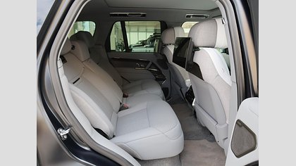 Range Rover 54