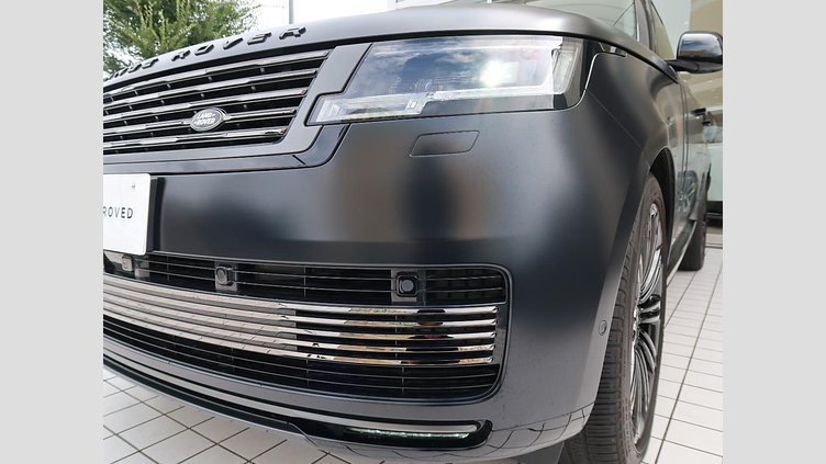 2023 認定中古車 Land Rover Range Rover リグリアンブラック - サテンフィニッシュ 615 AWD（AT） スタンダードホイールベース SV