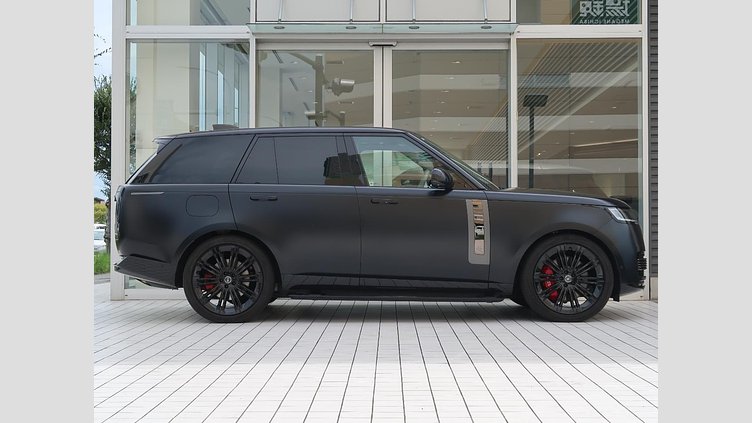 2023 認定中古車 Land Rover Range Rover リグリアンブラック - サテンフィニッシュ 615 AWD（AT） スタンダードホイールベース SV