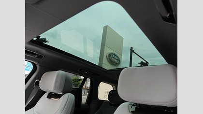Range Rover 61