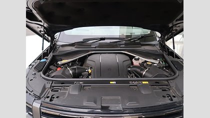 Range Rover 66