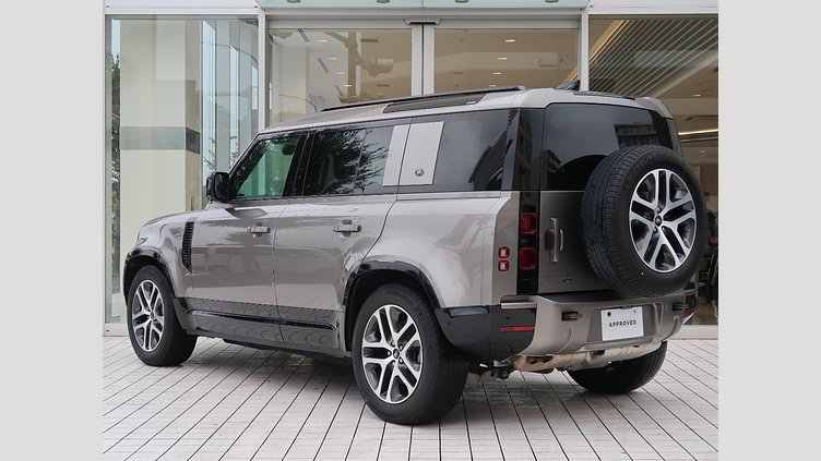 2021 認定中古車 Land Rover Defender 110 シリコンシルバー D300 AWD（AT） X-DYNAMIC SE