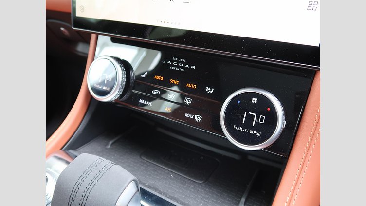 2023 認定中古車 Jaguar F-Pace Carpathian Grey 2.0 litre i4 PHEV​ Ｒ－ダイナミック ＨＳＥ Ｐ４００ｅ