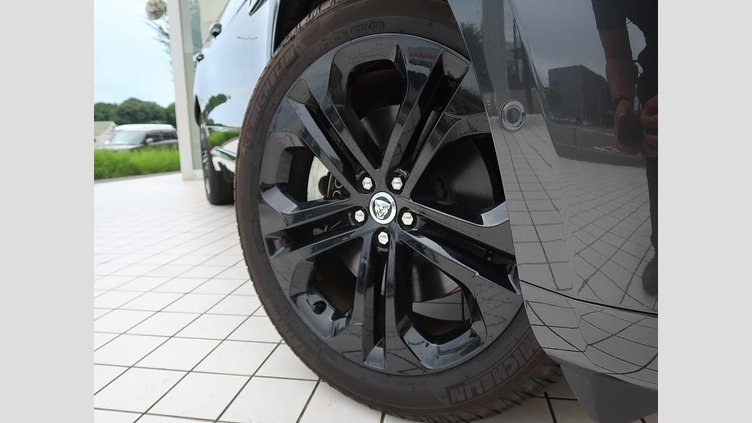 2023 認定中古車 Jaguar F-Pace Carpathian Grey 2.0 litre i4 PHEV​ Ｒ－ダイナミック ＨＳＥ Ｐ４００ｅ