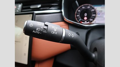 F-Pace 42