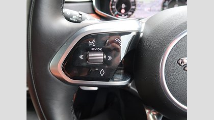 F-Pace 40