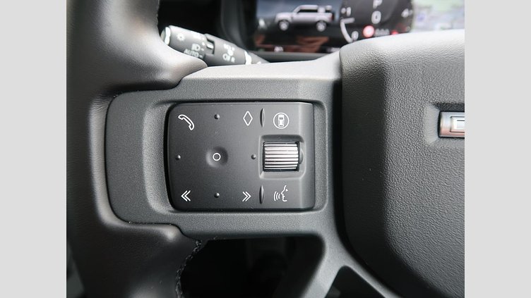 2025 認定中古車 Land Rover Defender 110 カルパチアングレイ D350 ディーゼルマイルドハイブリッド X-Dynamic HSE