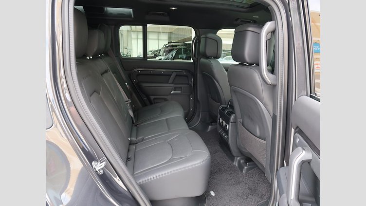 2025 認定中古車 Land Rover Defender 110 カルパチアングレイ D350 ディーゼルマイルドハイブリッド X-Dynamic HSE