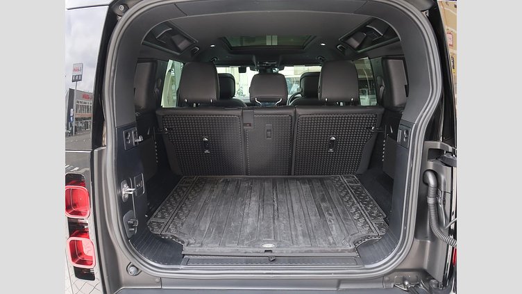 2025 認定中古車 Land Rover Defender 110 カルパチアングレイ D350 ディーゼルマイルドハイブリッド X-Dynamic HSE