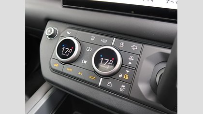 Defender 110 42
