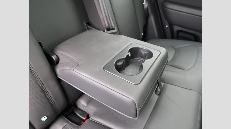 2025 認定中古車 Land Rover Defender 110 カルパチアングレイ D350 ディーゼルマイルドハイブリッド X-Dynamic HSE