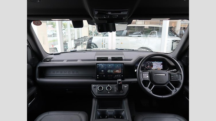 2025 認定中古車 Land Rover Defender 110 カルパチアングレイ D350 ディーゼルマイルドハイブリッド X-Dynamic HSE