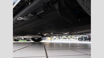 Defender 110 54