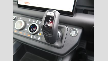Defender 110 44