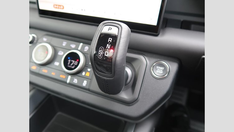 2025 認定中古車 Land Rover Defender 110 カルパチアングレイ D350 ディーゼルマイルドハイブリッド X-Dynamic HSE