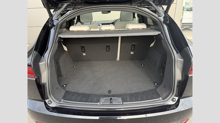 2018 認定中古車 Jaguar E-Pace Farallon Pearl Black 300PS R-Dynamic HSE