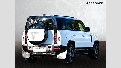 Defender 110 6