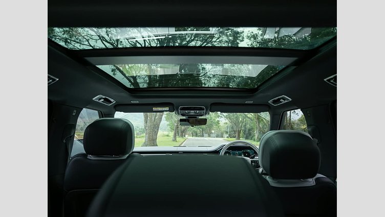 2025 Approved Land Rover Range Rover Sport Giola Green AWD D350 Dynamic HSE