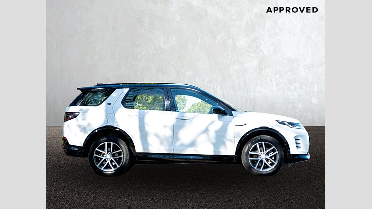 2024 Approved Land Rover Discovery Sport Fuji White AWD SE R-DYNAMIC (D)
