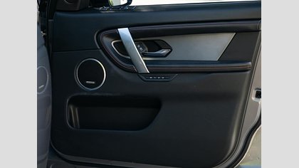 Discovery Sport 12
