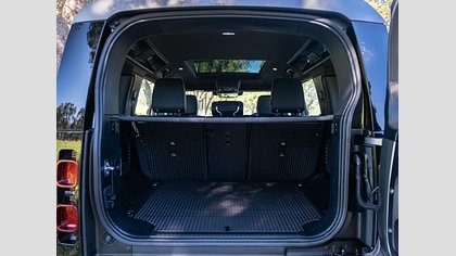 Defender 110 9