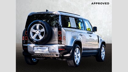 Defender 110 6