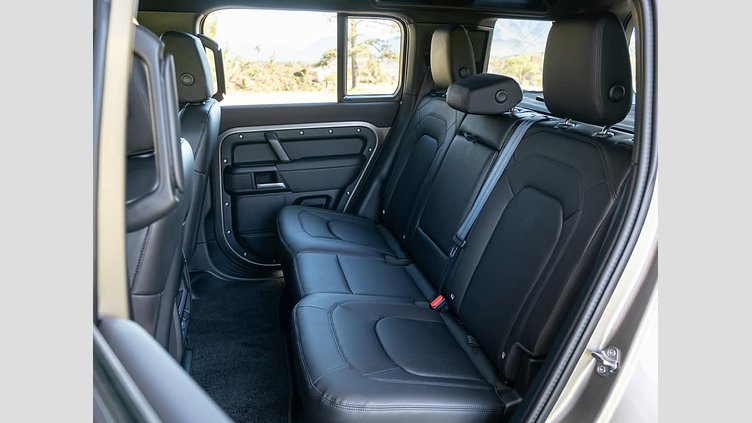 2025 Approved Land Rover Defender 110 Silicon Silver AWD D250 S
