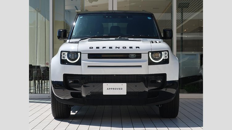 2024 認定中古車 Land Rover Defender 110 Fuji White 3.0 litre i6D​ ９０Ｘ Ｄ３００ エアサスペンション装着車