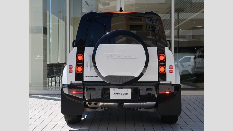 2024 認定中古車 Land Rover Defender 110 Fuji White 3.0 litre i6D​ ９０Ｘ Ｄ３００ エアサスペンション装着車