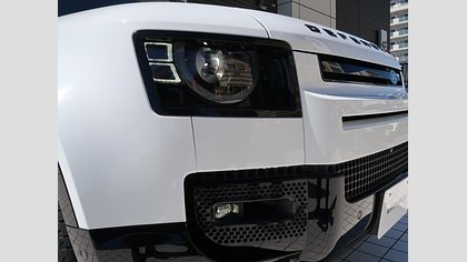 Defender 110 9