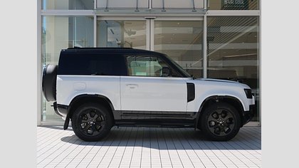 Defender 110 2