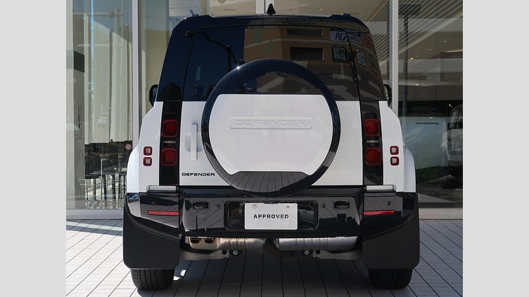 2024 認定中古車 Land Rover Defender 110 Fuji White 3.0 litre i6D​ ９０Ｘ Ｄ３００ エアサスペンション装着車