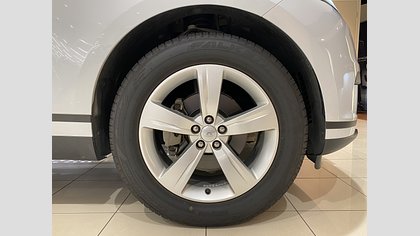 Range Rover Velar 8
