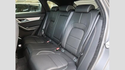 F-Pace 40