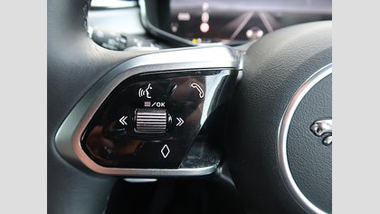 F-Pace 36