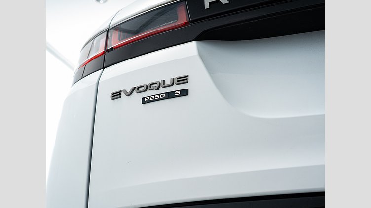 2019 認定中古車 Land Rover Range Rover Evoque ユーロンホワイト P250 R-DYNAMIC S　P250