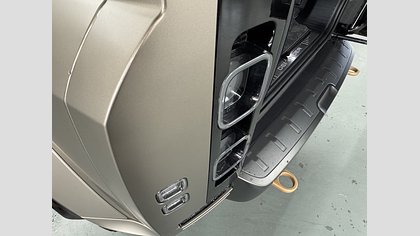 Defender 110 48