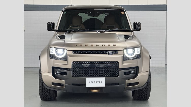 2025 認定中古車 Land Rover Defender 110 ペトラカッパー P635 ガソリンV8マイルドハイブリッド OCTA