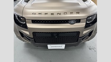 Defender 110 13
