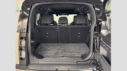 Defender 110 42